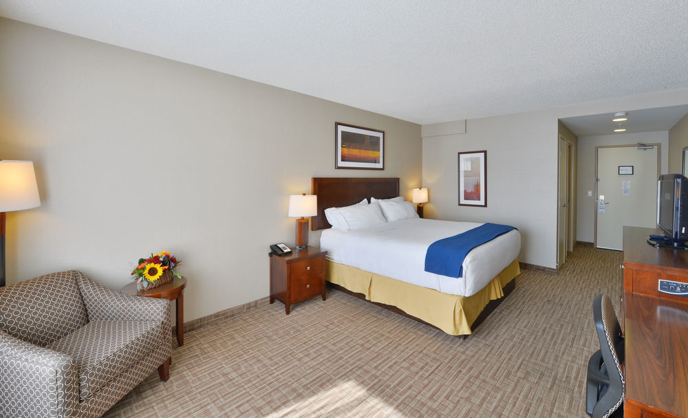 Hotel Kelowna & Conference Centre Extérieur photo