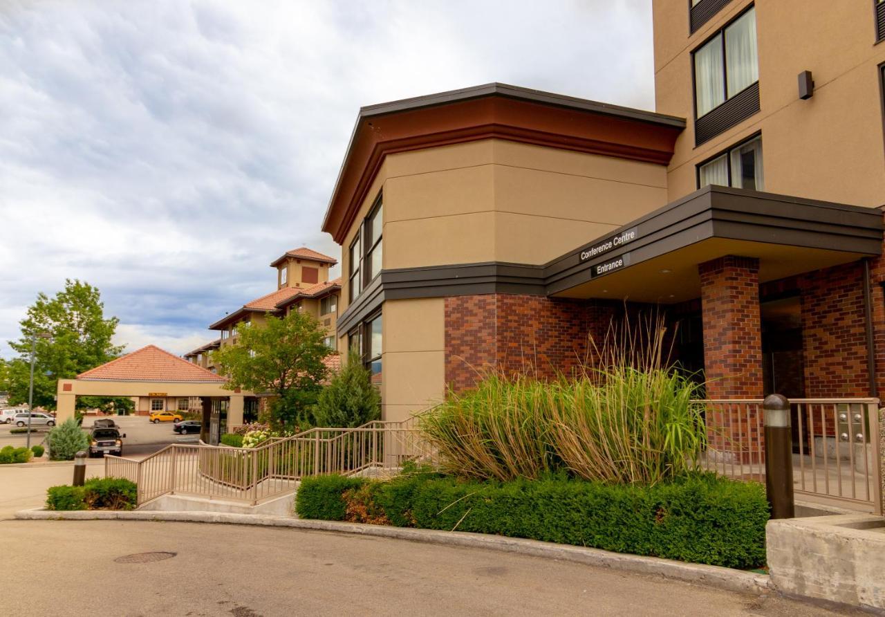 Hotel Kelowna & Conference Centre Extérieur photo