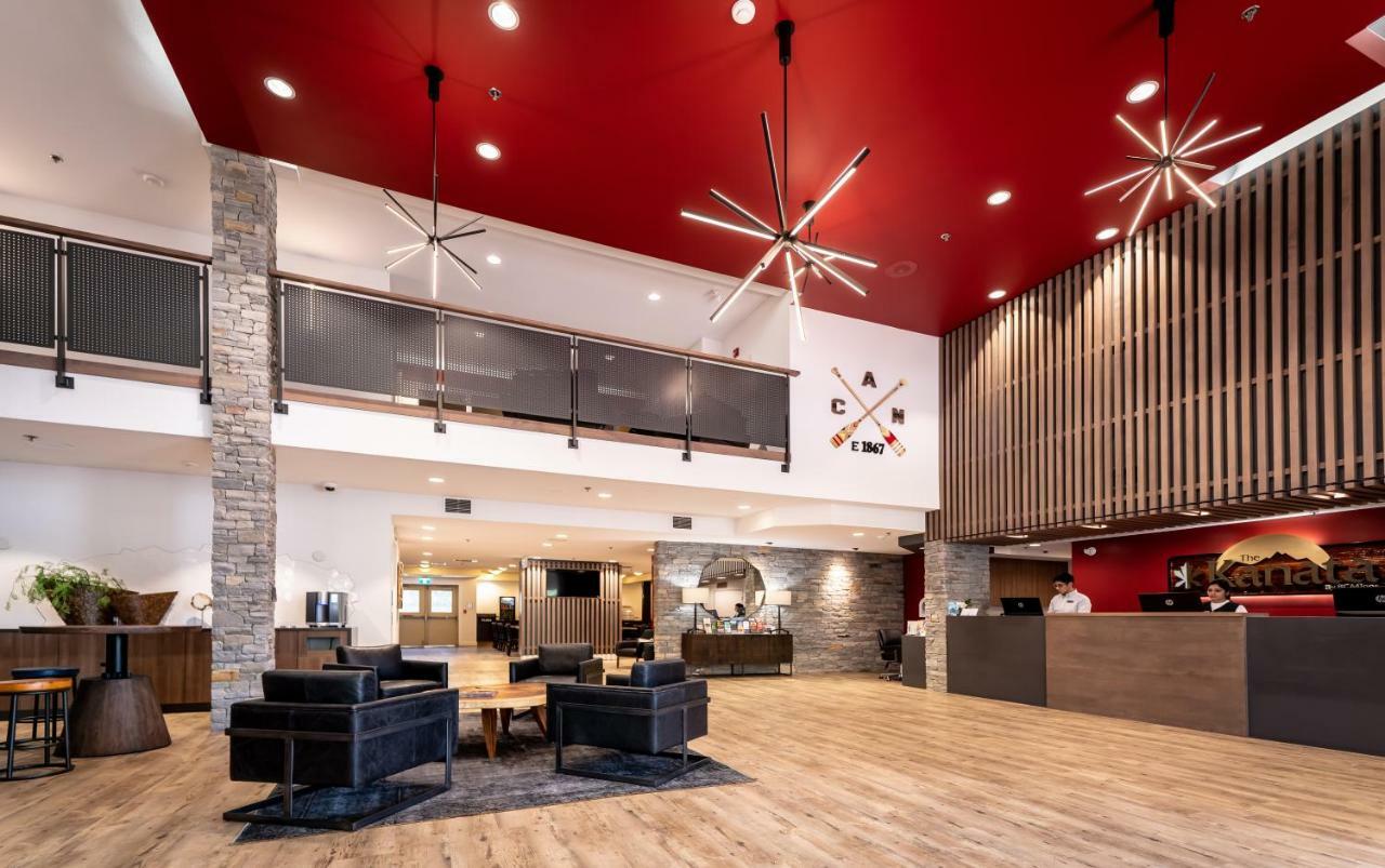 Hotel Kelowna & Conference Centre Extérieur photo